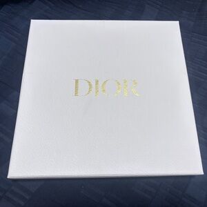 DIOR WHITE EMPTY GIFT BOX AUTHENTIC Medium 10” X 10” X 1.5”